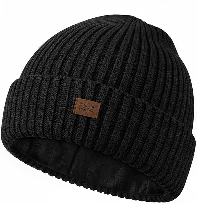 Merino wool beanie: Protect yourself from the intense cold on Andean nights.